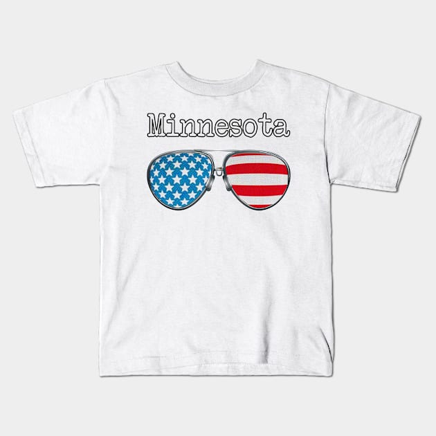 AMERICA PILOT GLASSES MINNESOTA Kids T-Shirt by SAMELVES